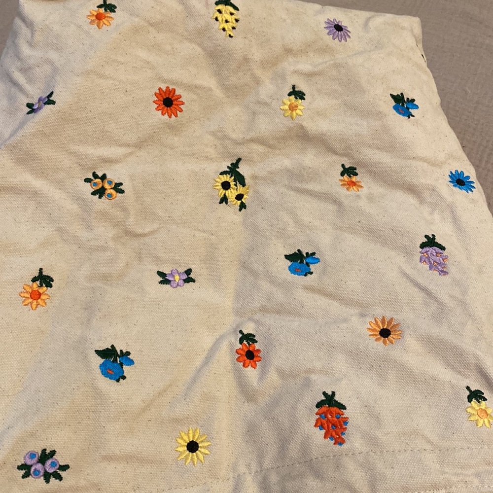 Baggu Duck Floral Embroidered Cream Tote Bag - Picture 8 of 8